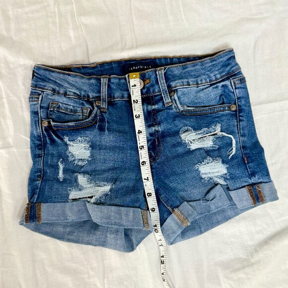 Aeropostale Seriously Stretchy Low-Rise Denim Shorts Size Large - Picture 11 of 14
